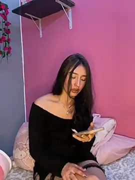 Watch NickieCute- live on EroticFlix - High definition streams