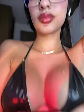 DulceLenns live sex cam