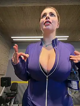 Alirawrz Hottest Webcams