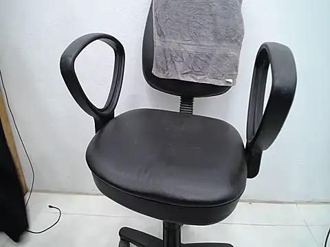 _Lady- webcam