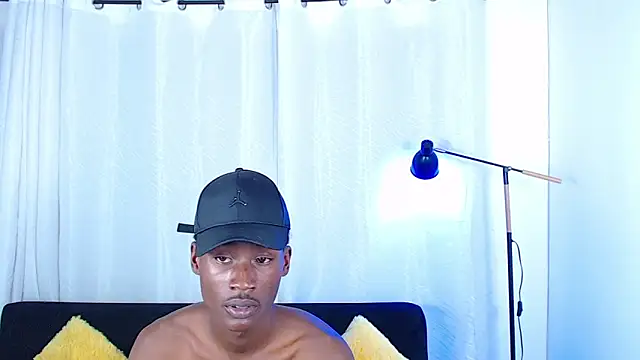 alexaandro18 webcam