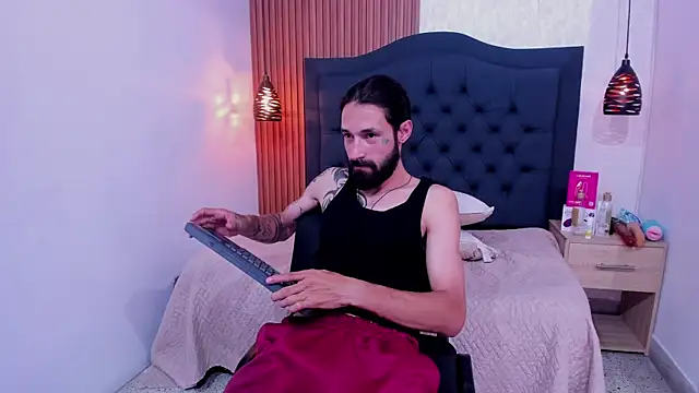 Hisoka_011 webcam