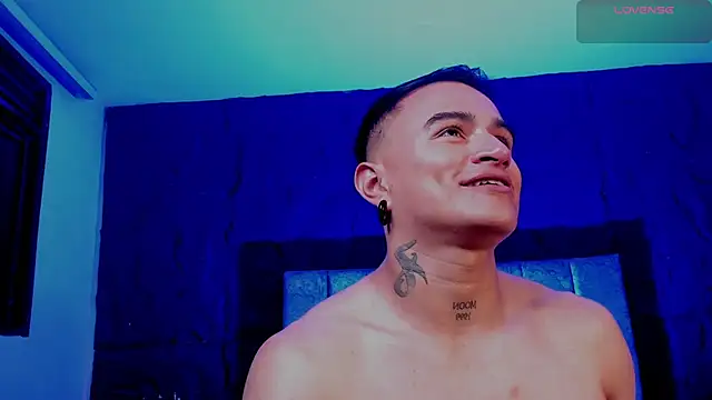 LiamDeep webcam