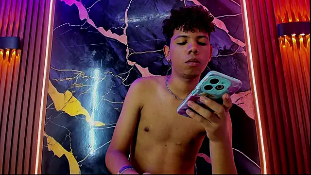 Amers_bigcock webcam