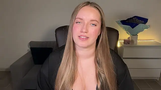 EvaMaddison webcam
