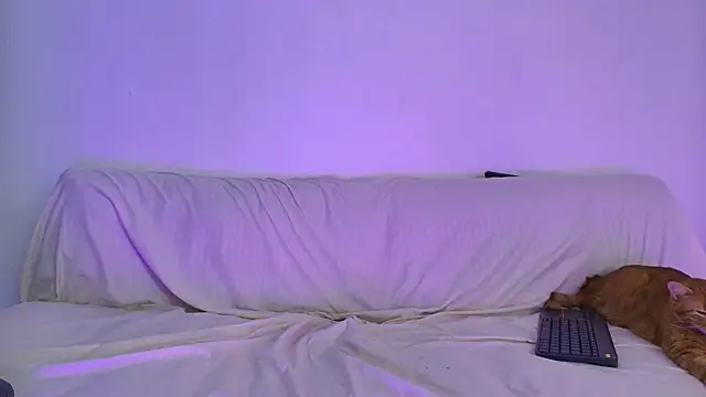 Nikki__uwu webcam