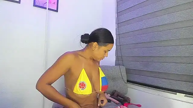 AvaFerrera webcam