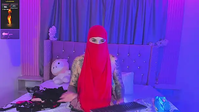 Nayla-Mouna webcam