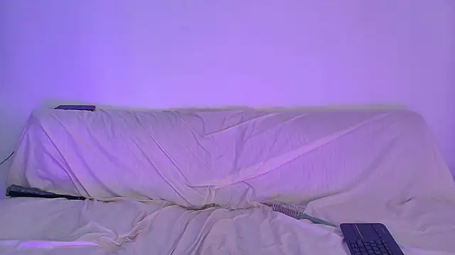 Nikki__uwu webcam