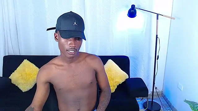 alexaandro18 webcam
