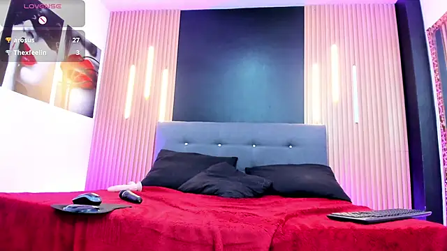 VickyJohnson1 webcam