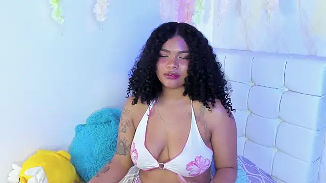 Angel_Belll webcam