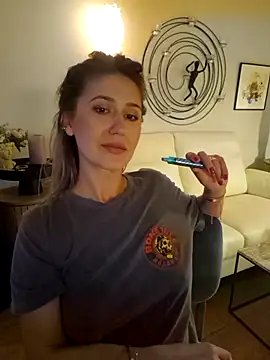 celynaross (Ask my age) - Squirt