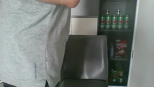 nole_china7 (Ask my age) - talk / fun / cum