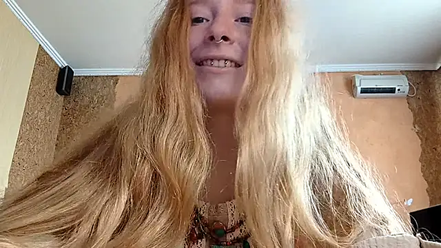 KateVibe_01 webcam