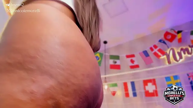nicolemorelli2 (F young) - INTENSIVE AND WET INGERING
