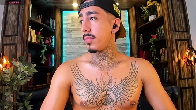 Donovan_Desmond webcam