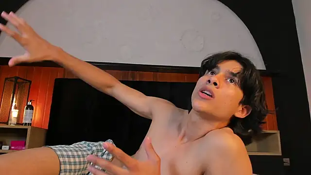 cheys_mast (M twink) - take all my cum in your mouth