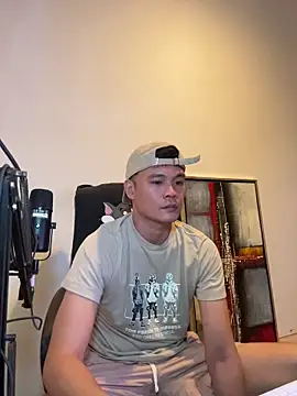 clarkdangerous live cam on StripChat