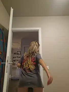 celynaross (Ask my age) - Squirt