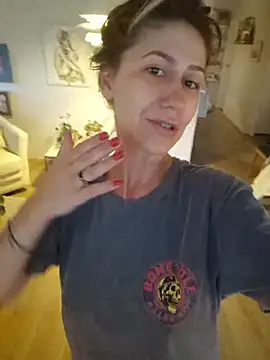 celynaross (Ask my age) - Squirt
