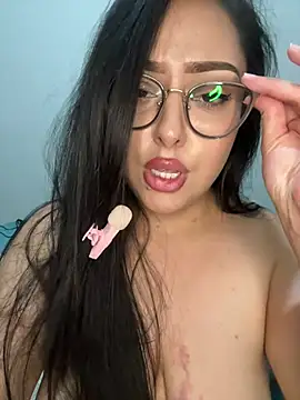 Watch MileyGia live on EroticFlix - High definition streams