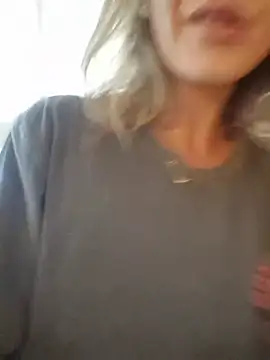 CelynaRoss webcam