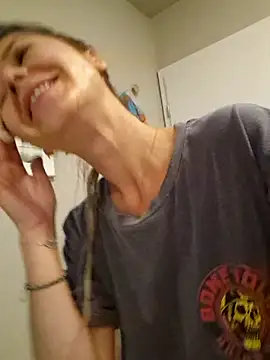 CelynaRoss live cam on StripChat