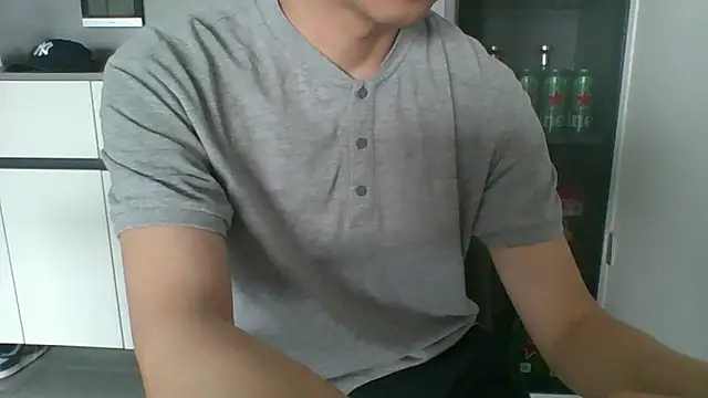 nole_china7 (Ask my age) - talk / fun / cum