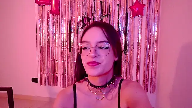 Watch nina_kink live on EroticFlix - High definition streams