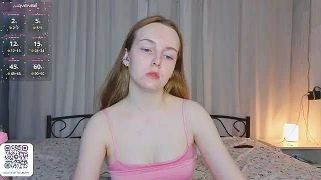 bae_cake_ webcam