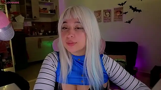 Celeste_Bauman webcam