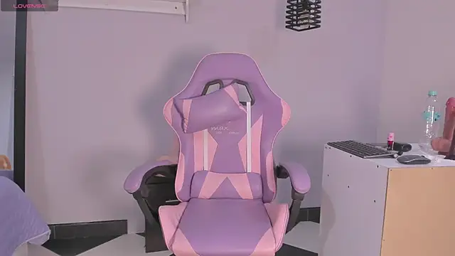 VelvetRosss webcam