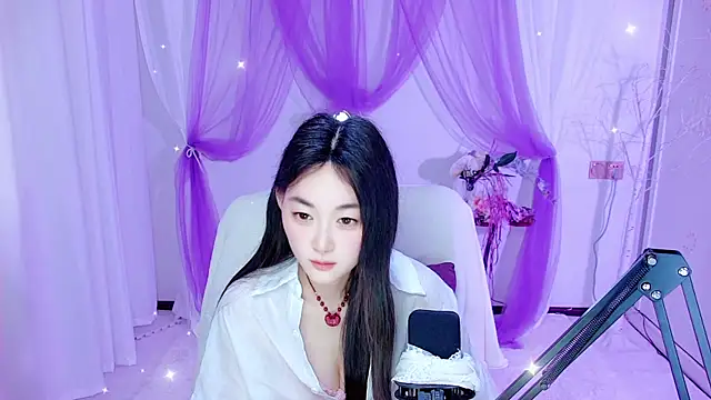 Watch Tili_Lucky live on EroticFlix - High definition streams