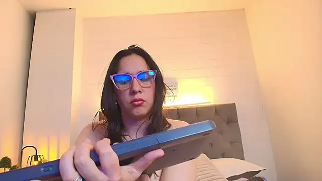 rossy_marks - Rossy_Marks's free webcam - UK Sex Cams
