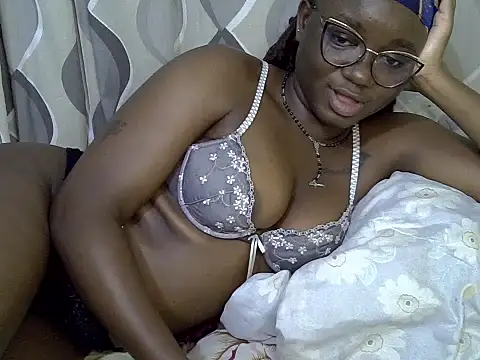 cute_gee5 webcam