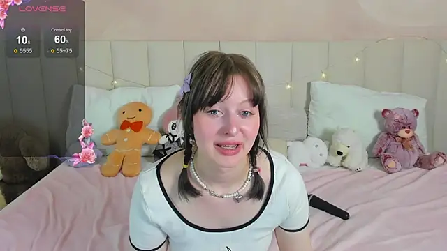 AdeleSilvy webcam