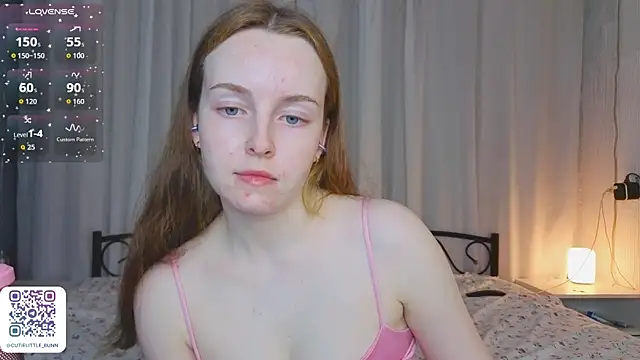 bae_cake_ webcam