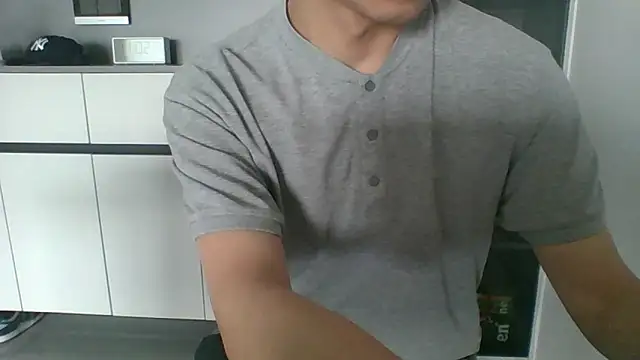 nole_china7 (Ask my age) - talk / fun / cum