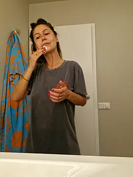 CelynaRoss webcam