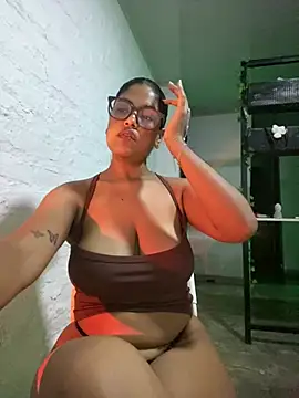 Watch Kittybrown18 live on EroticFlix - High definition streams