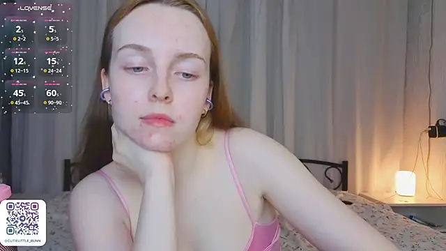 bae_cake_ webcam