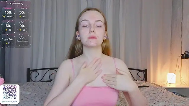 bae_cake_ webcam