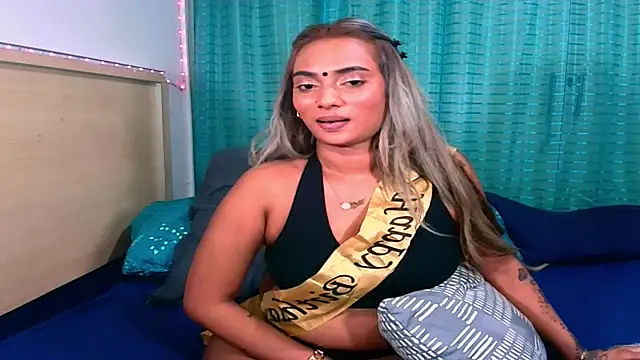 sexyindianchic webcam