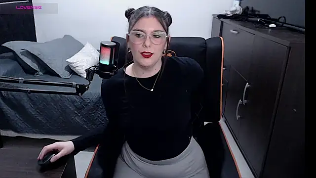 Watch xxbbtaa live on EroticFlix - High definition streams