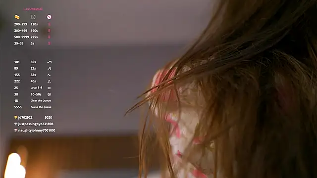 miss_miracle (F teen) - Make my boobs bounce