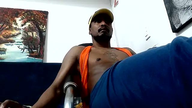 ElCaballeroNegro... Live Webcam on Stripchat