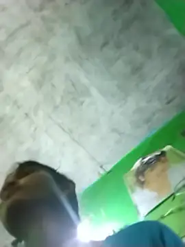Watch Jooli_cuty live on EroticFlix - High definition streams
