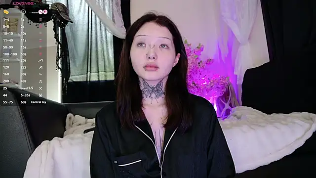 Watch Lein_Bone live on EroticFlix - High definition streams