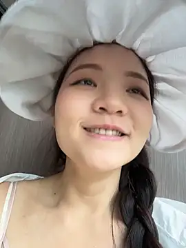 xiaochengzi505 (F milf) - 上身真空到下播